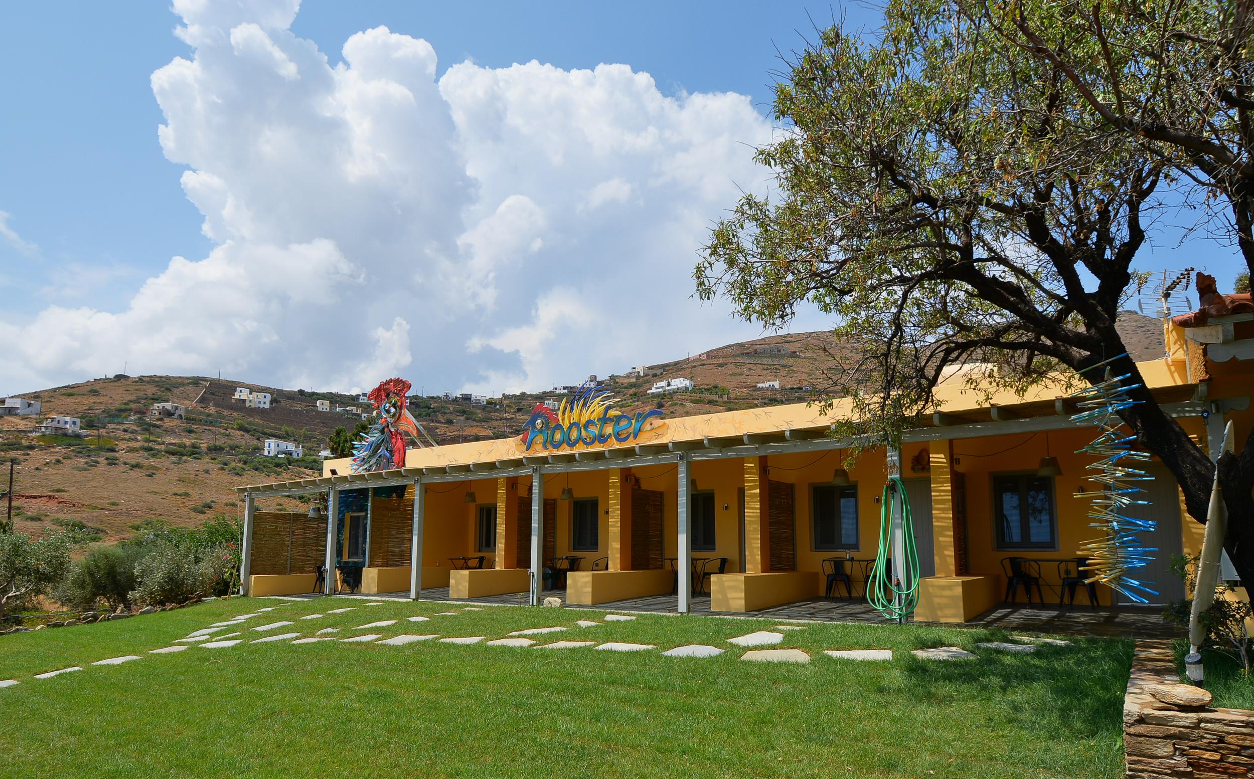 Rooster Hotel 3*